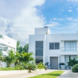 Casa Con Piscina , Santa Marta (Magdalena) Colombia
